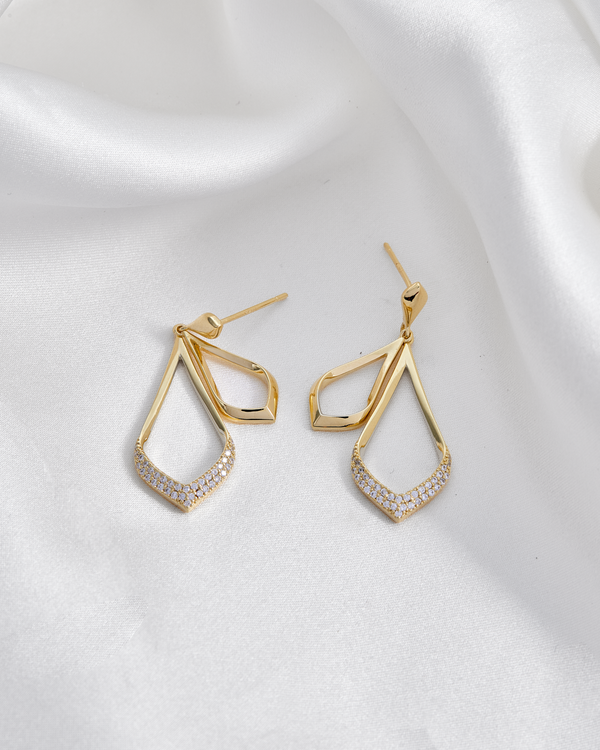 Aretes baño de oro en gota doble con circonitas A67