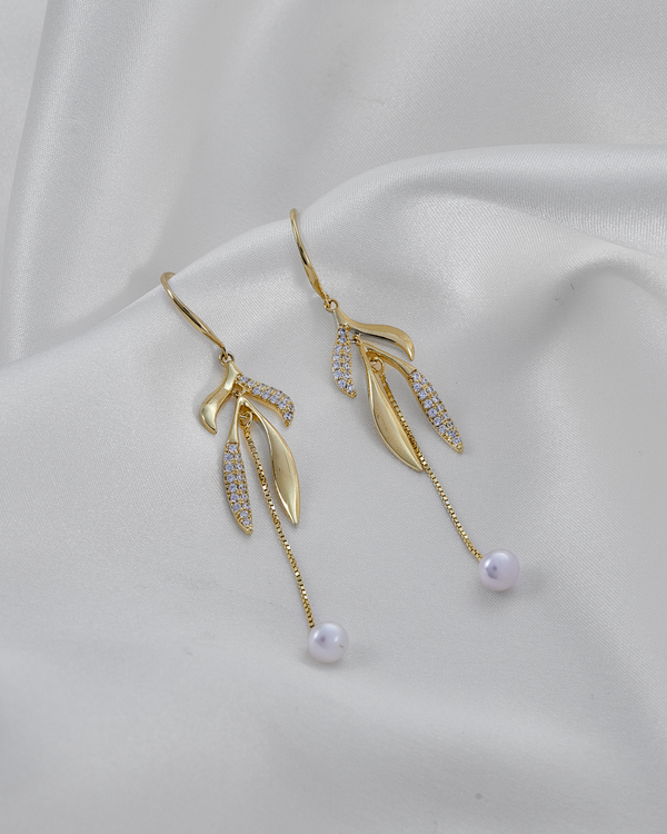 Aretes  baño de oro hojas circonitas y cadena colgante con perla IM4 - A48