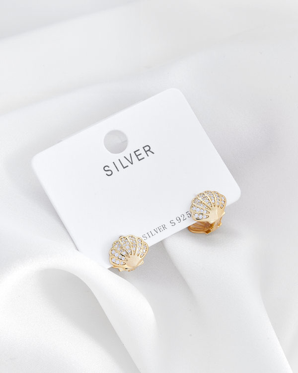 Aretes  baño de oro ostra con circonitas IM4- A11