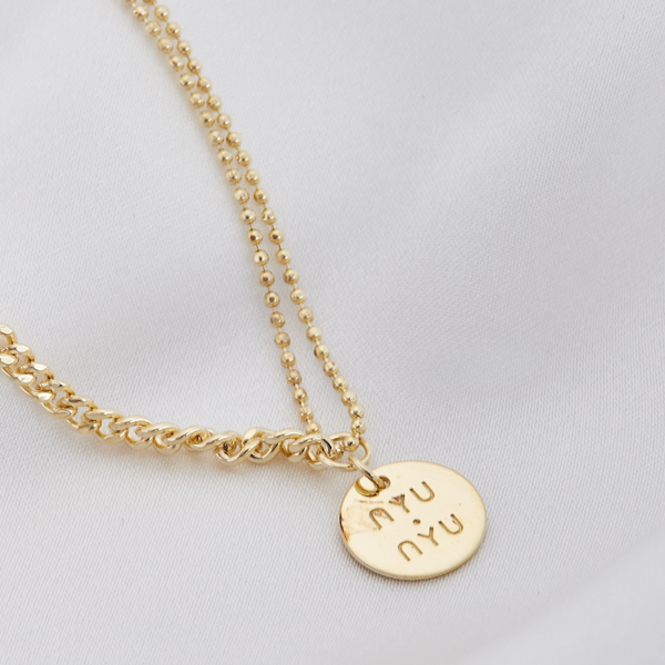 Cadena baño de oro  circulo letras nyu CG16