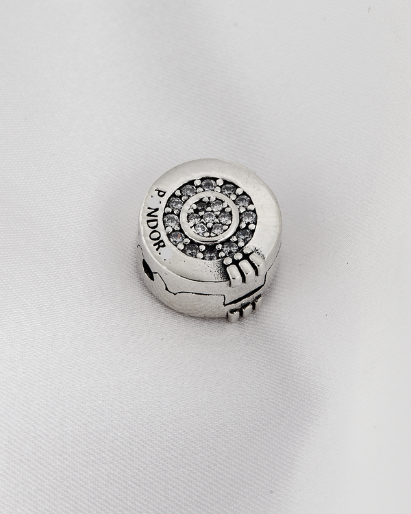 Broche Reina Plata O PLCH293