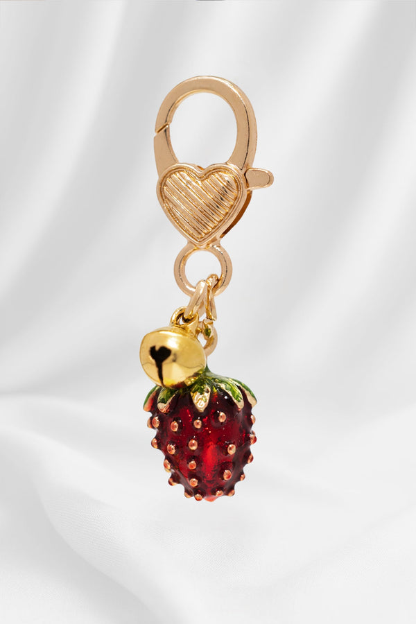 Llavero fresa roja con campanilla LC22